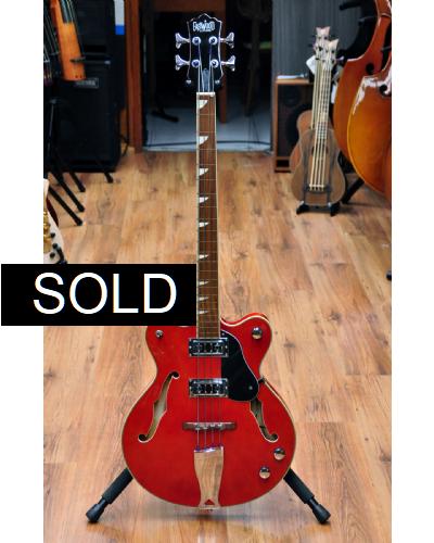 Eastwood Classic 4 Fretless Red (used)